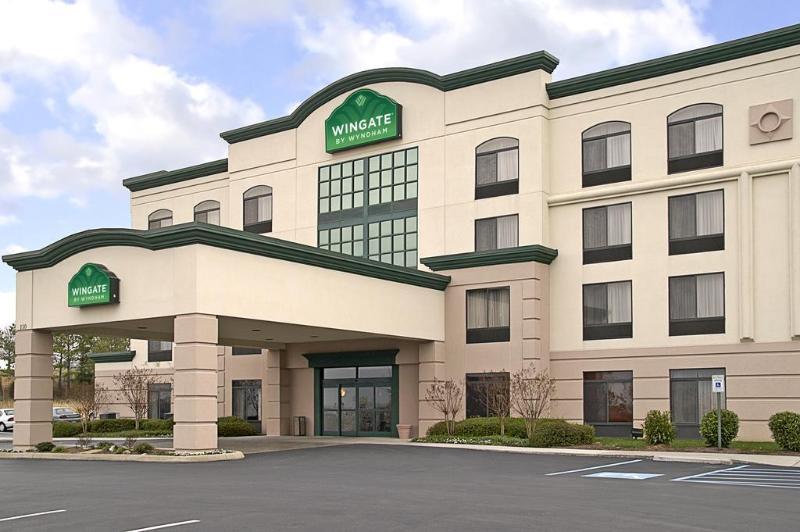 Holiday Inn Cleveland, An Ihg Hotel Exterior photo